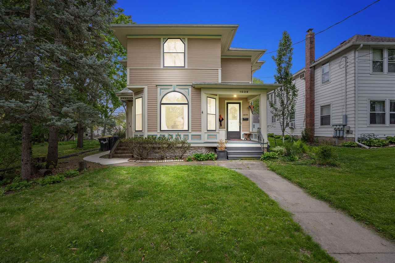1039 E College Street Iowa City IA 52240