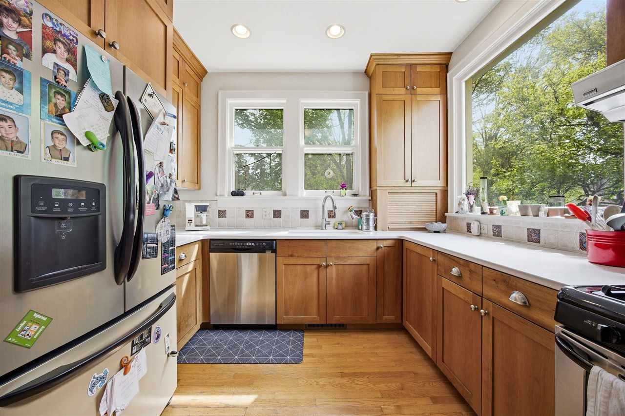 1039 E College Street Iowa City IA 52240