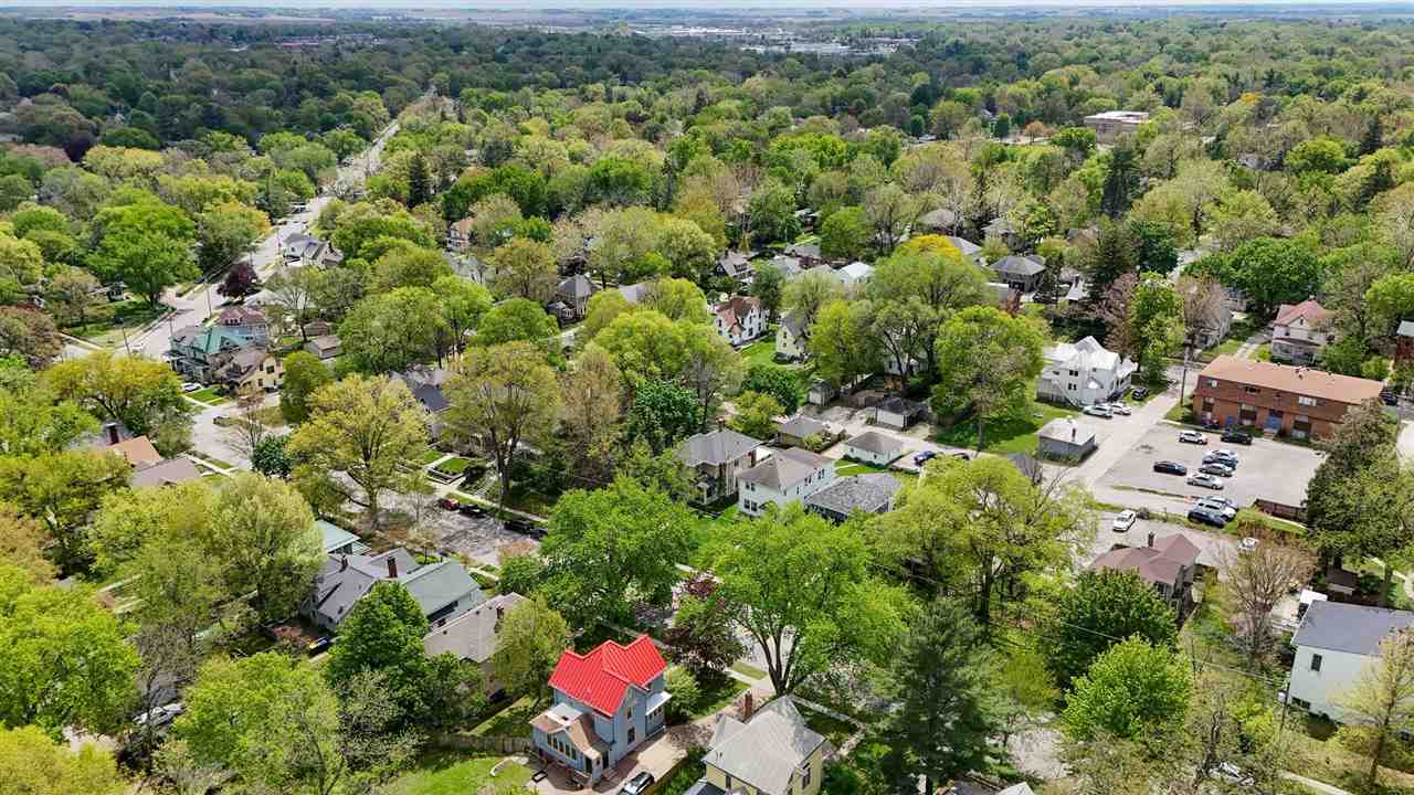 1039 E College Street Iowa City IA 52240