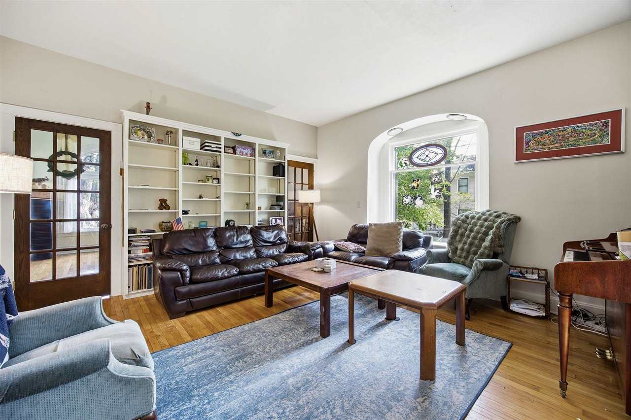 1039 E College Street Iowa City IA 52240