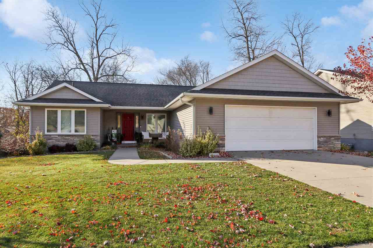 2001 Mackinaw Drive Iowa City IA 52245