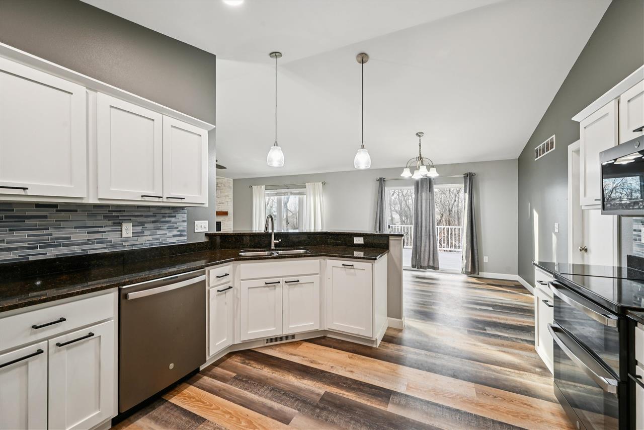 2001 Mackinaw Drive Iowa City IA 52245