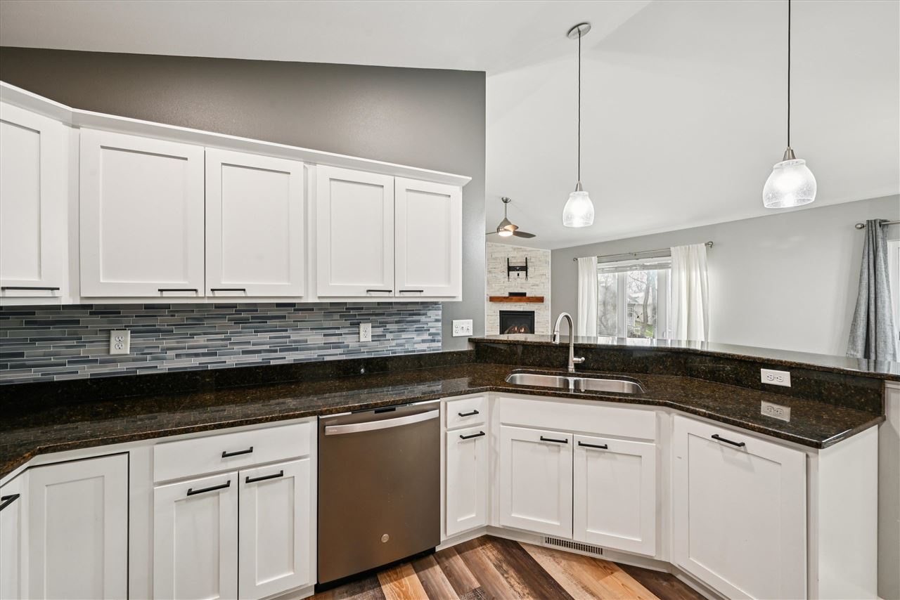 2001 Mackinaw Drive Iowa City IA 52245