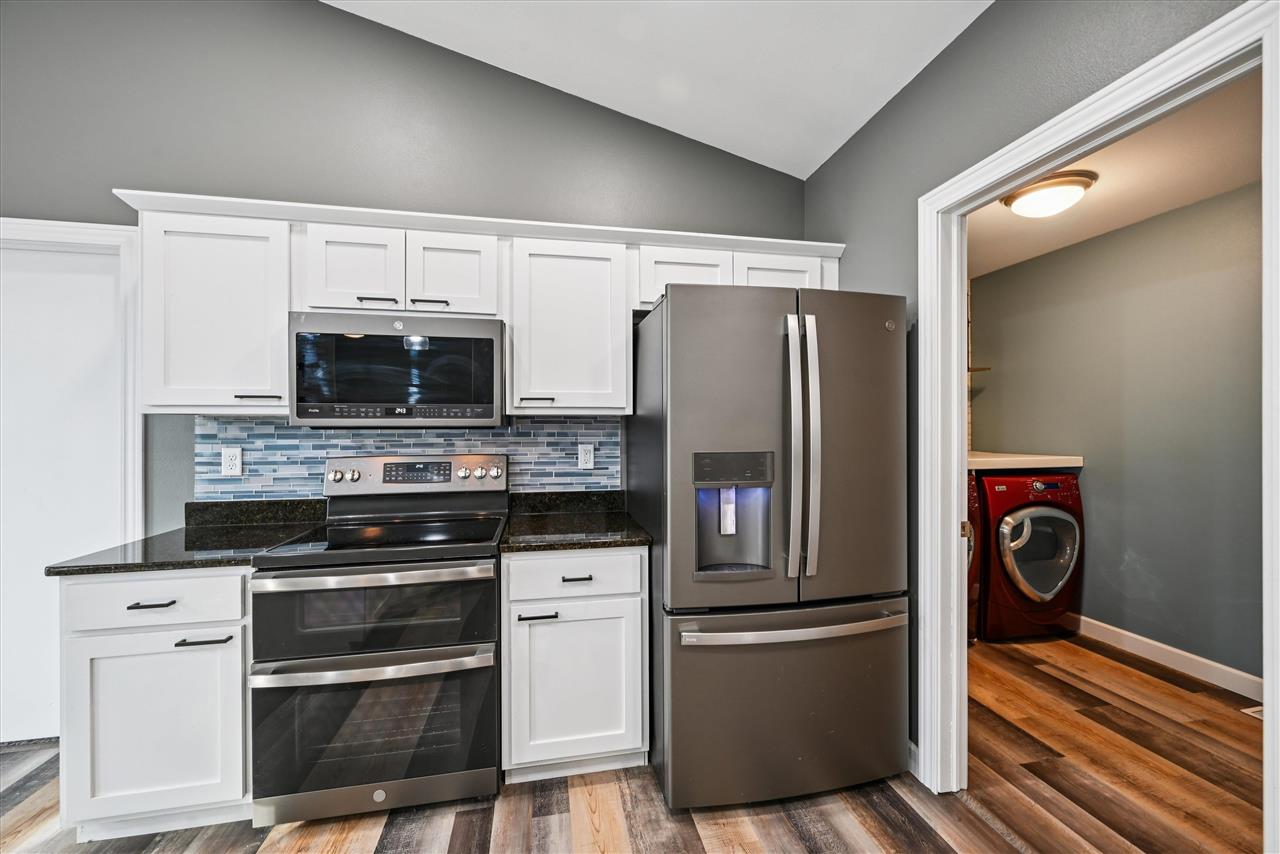 2001 Mackinaw Drive Iowa City IA 52245