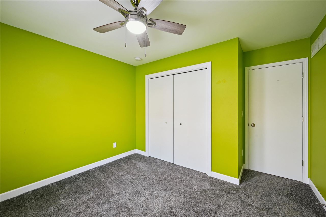 2001 Mackinaw Drive Iowa City IA 52245