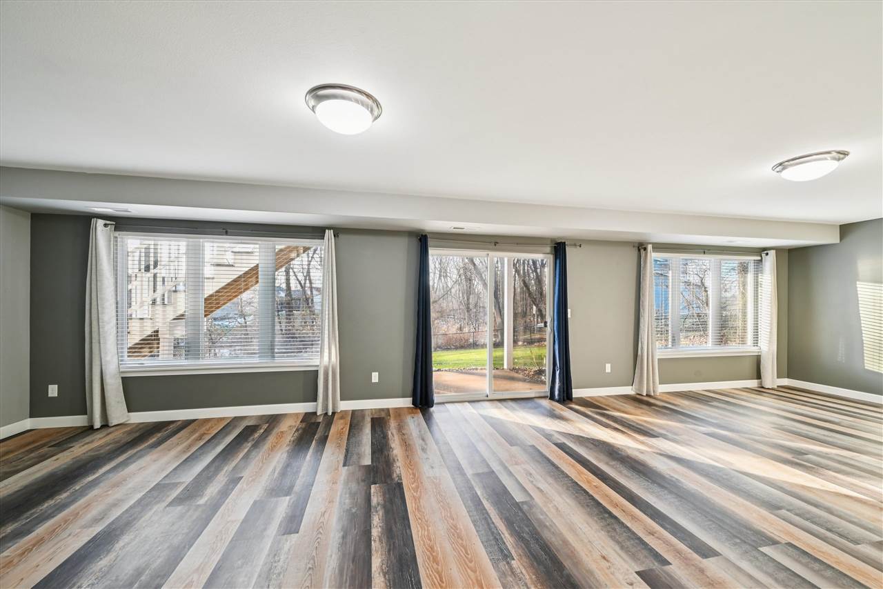 2001 Mackinaw Drive Iowa City IA 52245