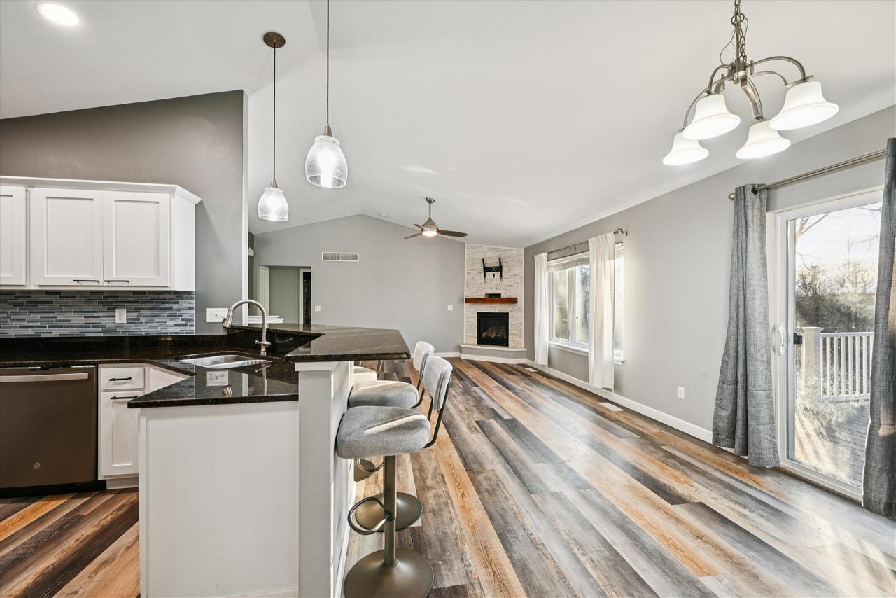 2001 Mackinaw Drive Iowa City IA 52245