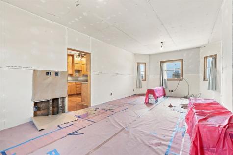 510 N C Avenue Washington IA 52353