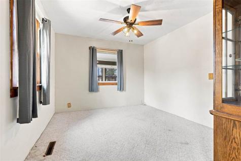 510 N C Avenue Washington IA 52353