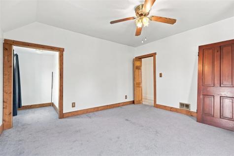 510 N C Avenue Washington IA 52353