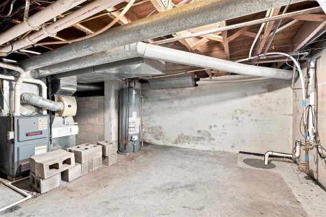 510 N C Avenue Washington IA 52353