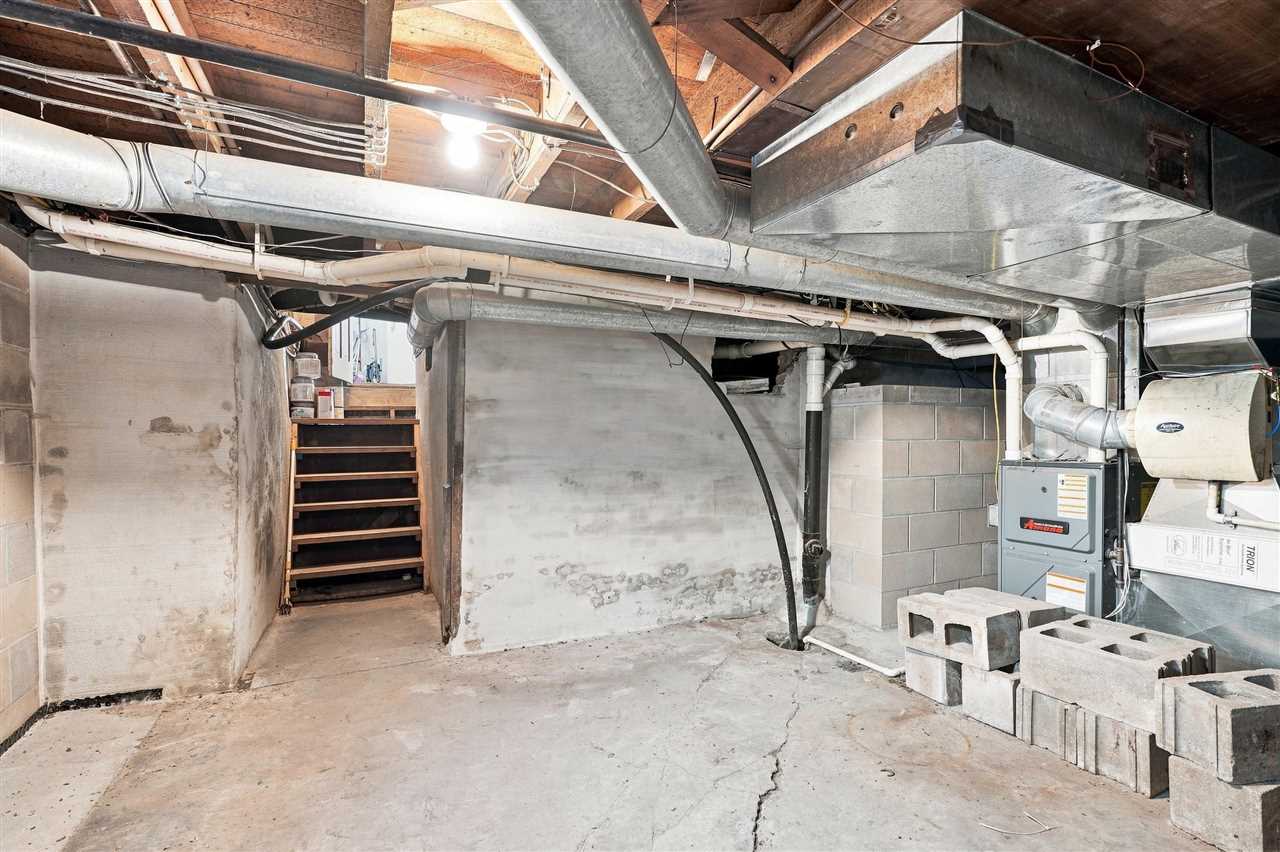 510 N C Avenue Washington IA 52353