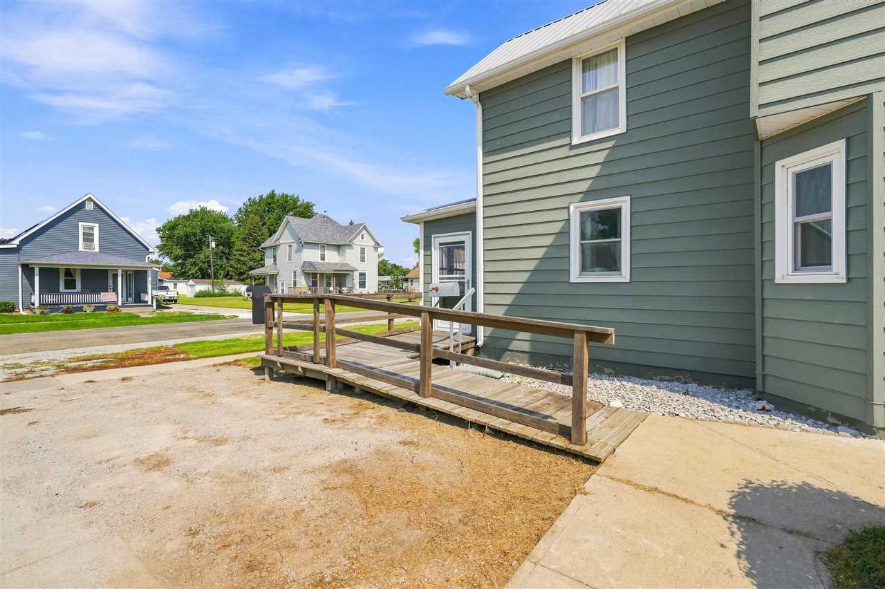 510 N C Avenue Washington IA 52353