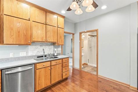 510 N C Avenue Washington IA 52353