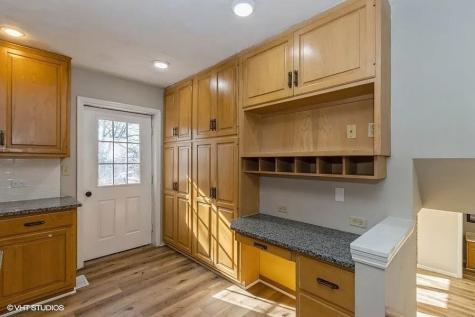 703 Lincoln Street Ainsworth IA 52201