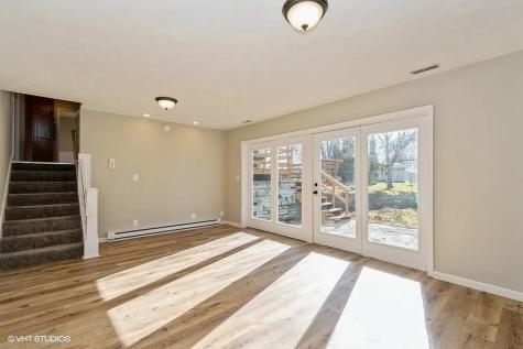 703 Lincoln Street Ainsworth IA 52201