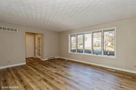 703 Lincoln Street Ainsworth IA 52201