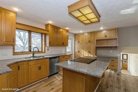 703 Lincoln Street Ainsworth IA 52201