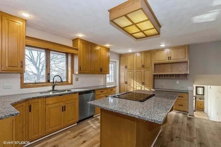 703 Lincoln Street Ainsworth IA 52201