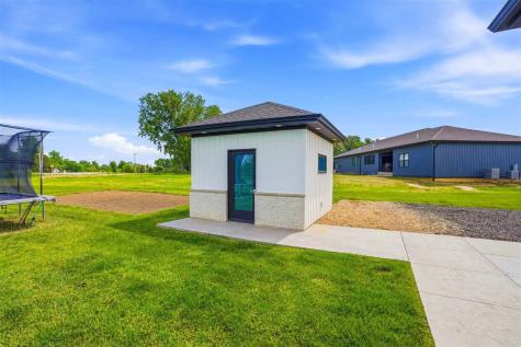 2985 127th Drive Amana IA 52203