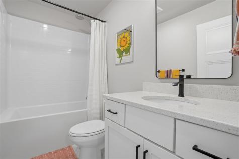 195 Sedona Street Iowa City IA 52246
