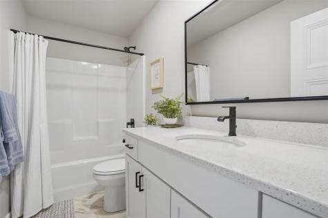 195 Sedona Street Iowa City IA 52246