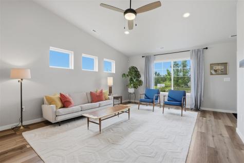 195 Sedona Street Iowa City IA 52246