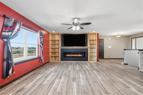 22980 105th Street Anamosa IA 52205