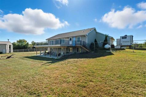 22980 105th Street Anamosa IA 52205
