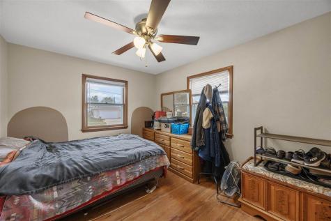 133 NW Wesley Drive Cedar Rapids IA 52405