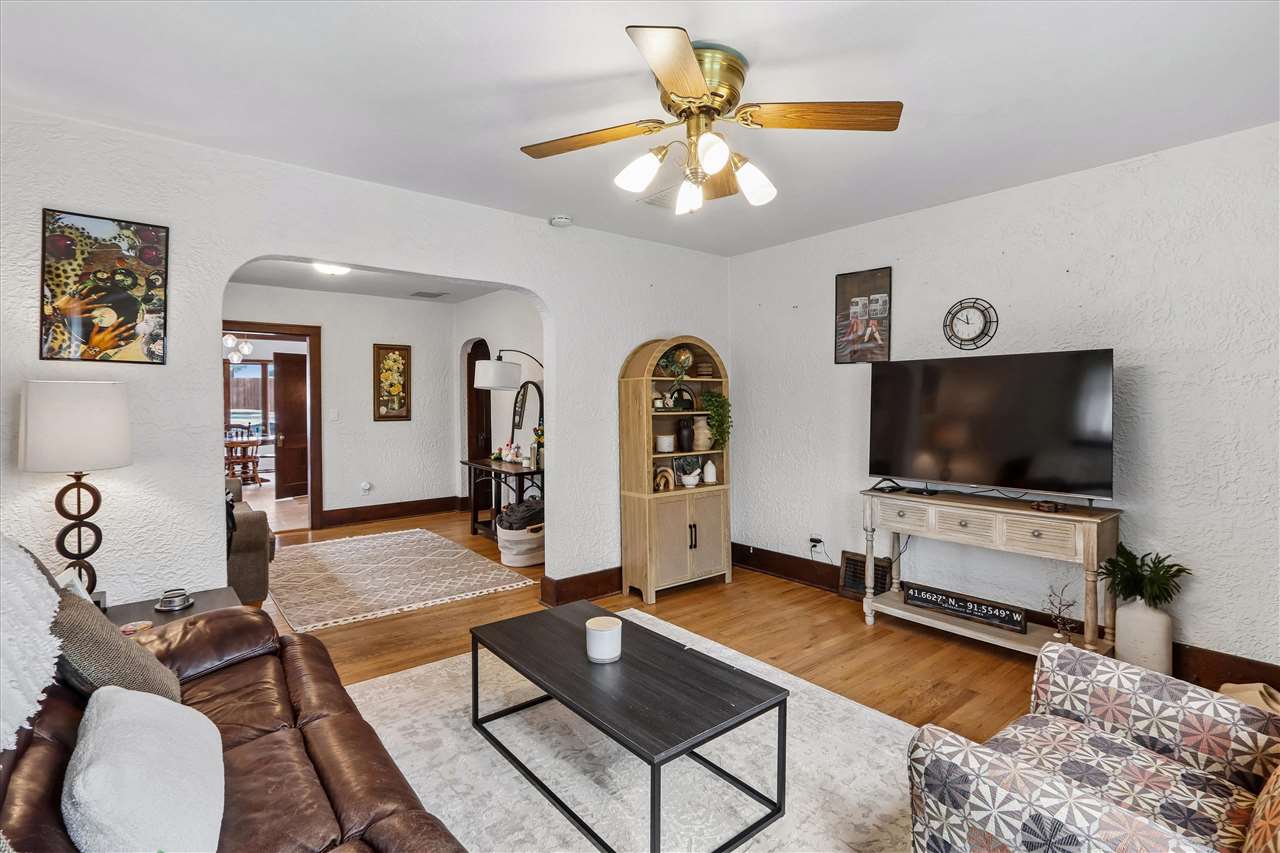 108 Highland Drive Iowa City IA 52246