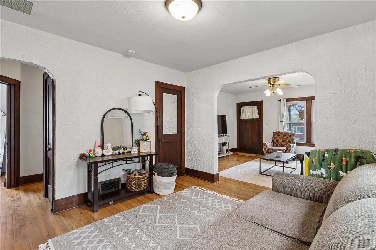 108 Highland Drive Iowa City IA 52246