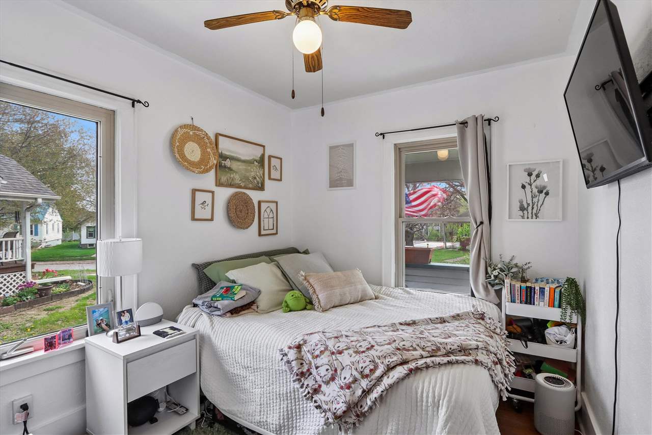 108 Highland Drive Iowa City IA 52246