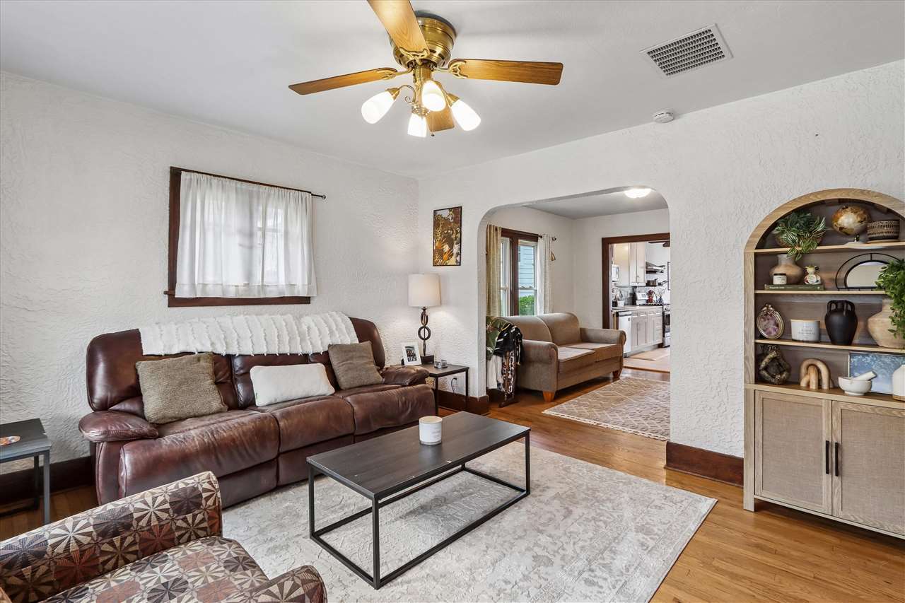 108 Highland Drive Iowa City IA 52246