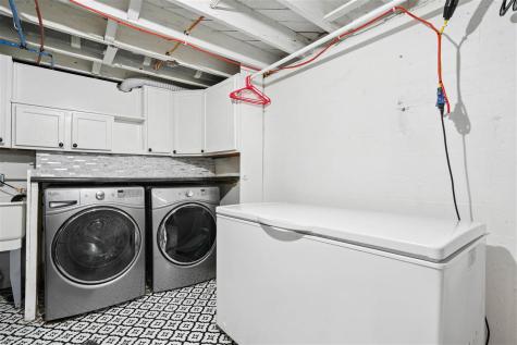 322 Liberty Drive SE Cedar Rapids IA 52403