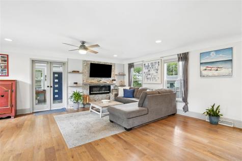 322 Liberty Drive SE Cedar Rapids IA 52403