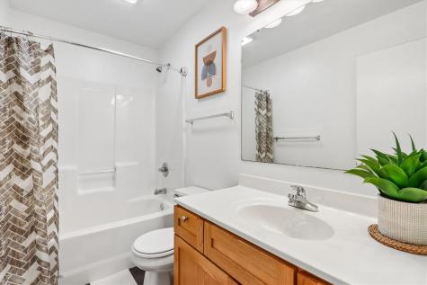 197 Rogers Drive Williamsburg IA 52361