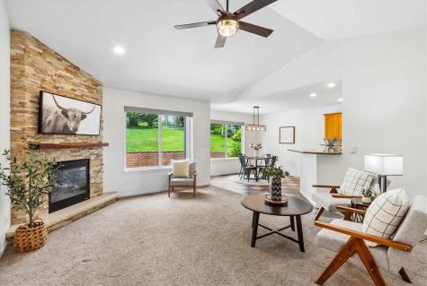 197 Rogers Drive Williamsburg IA 52361