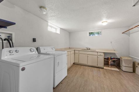 310 2nd Avenue E Lisbon IA 52253