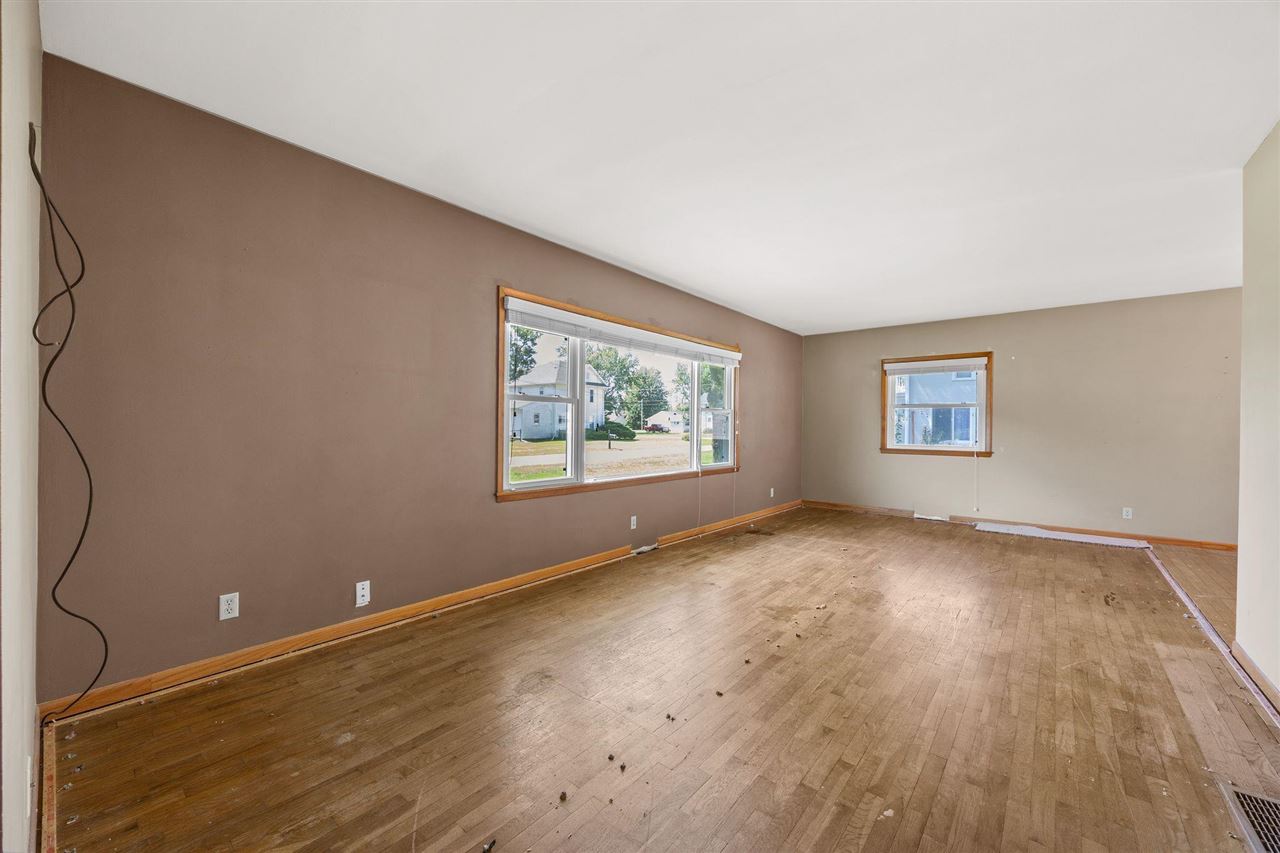 310 2nd Avenue E Lisbon IA 52253