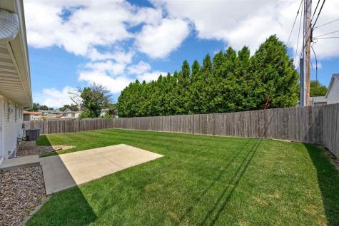 275 S 21st Street Court Marion IA 52302