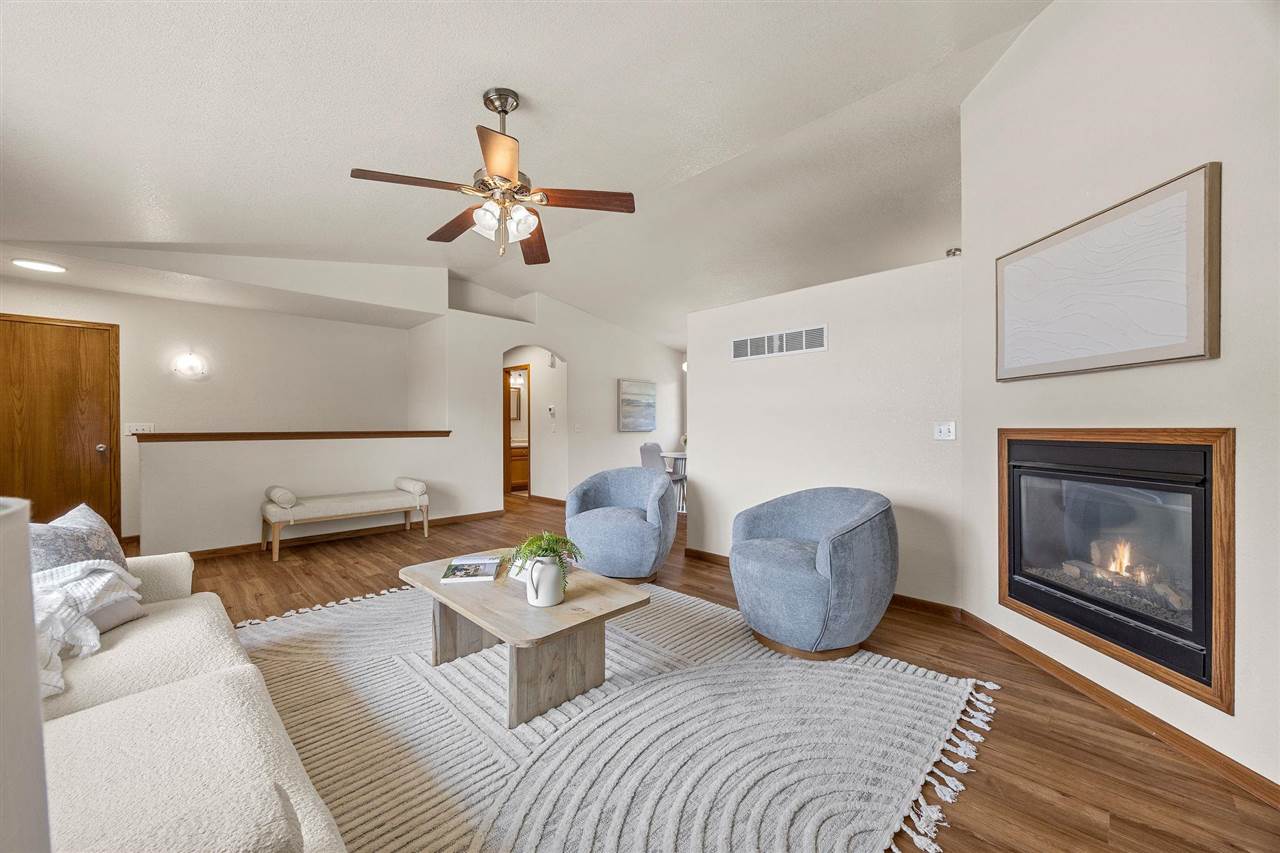 275 S 21st Street Court Marion IA 52302