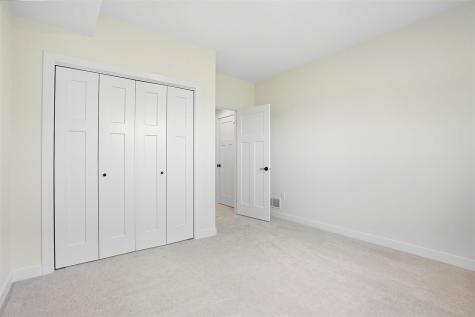 4218 Pleasant Valley Drive SE Iowa City IA 52240