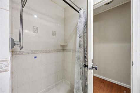 131 Penfro Drive Iowa City IA 52246