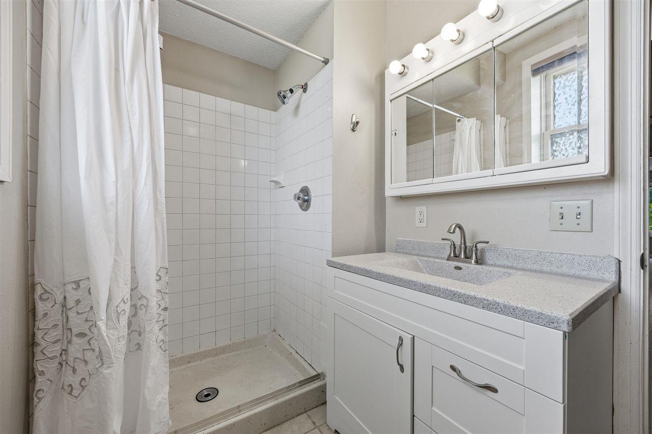 131 Penfro Drive Iowa City IA 52246