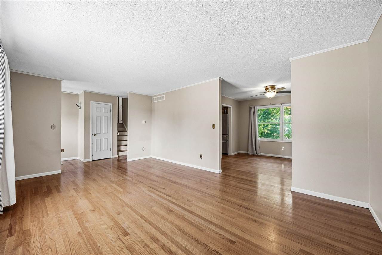 131 Penfro Drive Iowa City IA 52246
