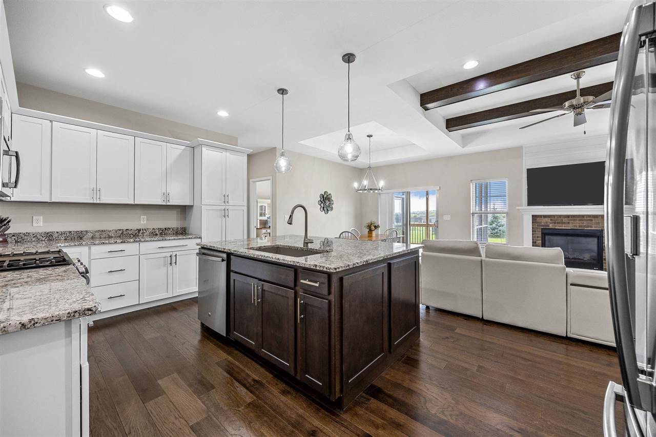 1315 E Tartan Drive North Liberty IA 52317