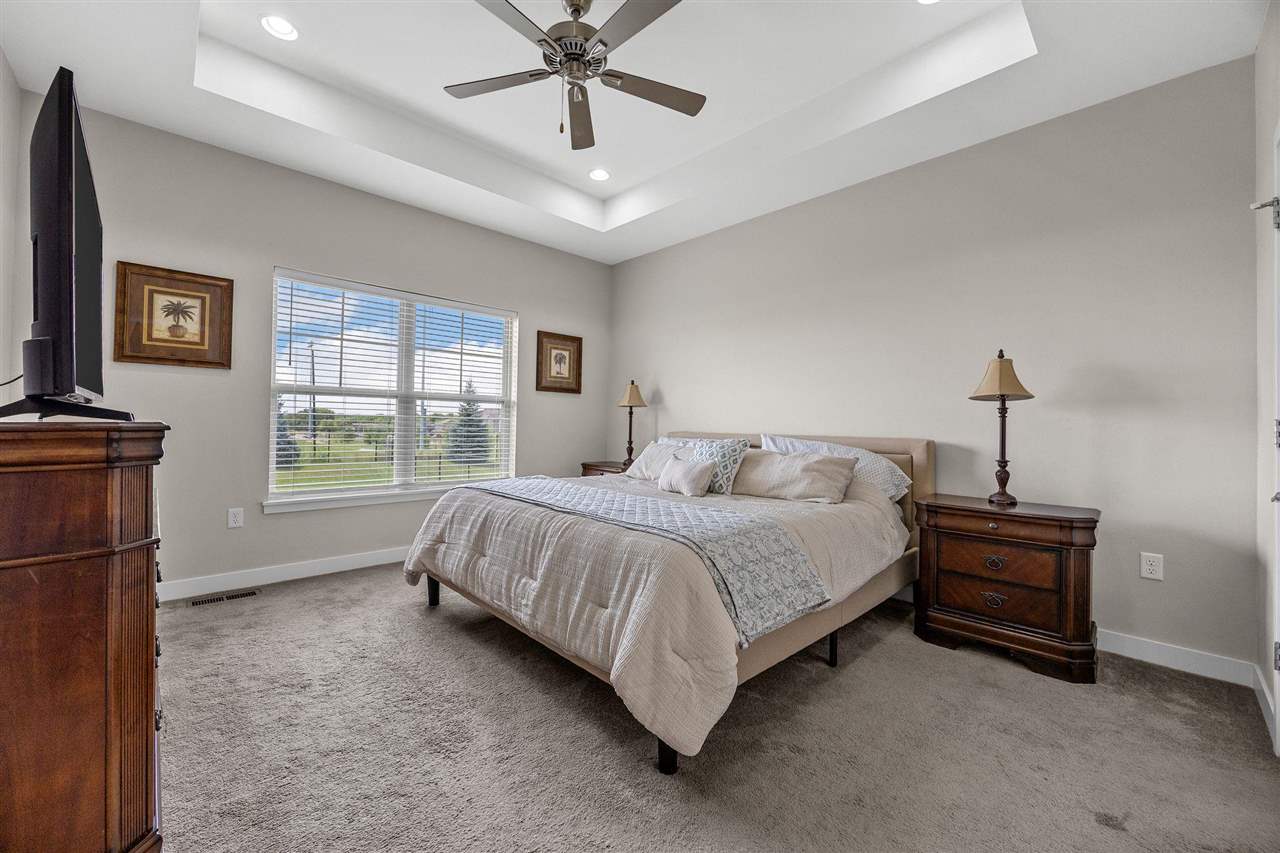 1315 E Tartan Drive North Liberty IA 52317