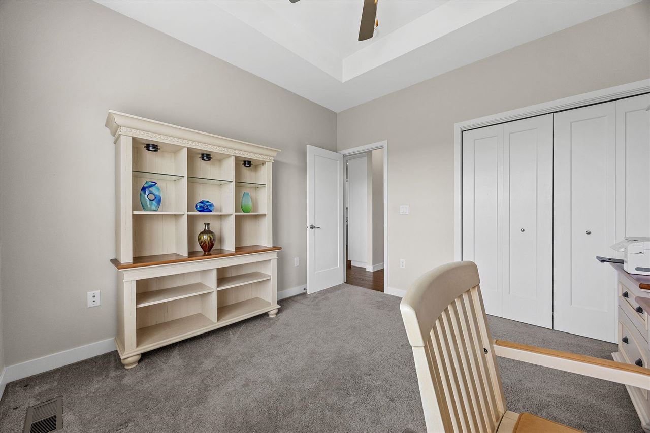 1315 E Tartan Drive North Liberty IA 52317