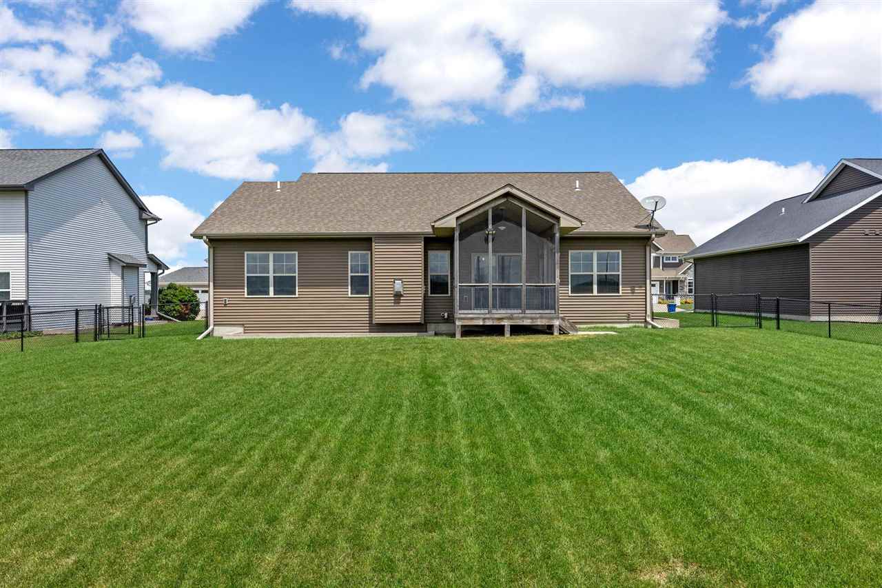 1315 E Tartan Drive North Liberty IA 52317
